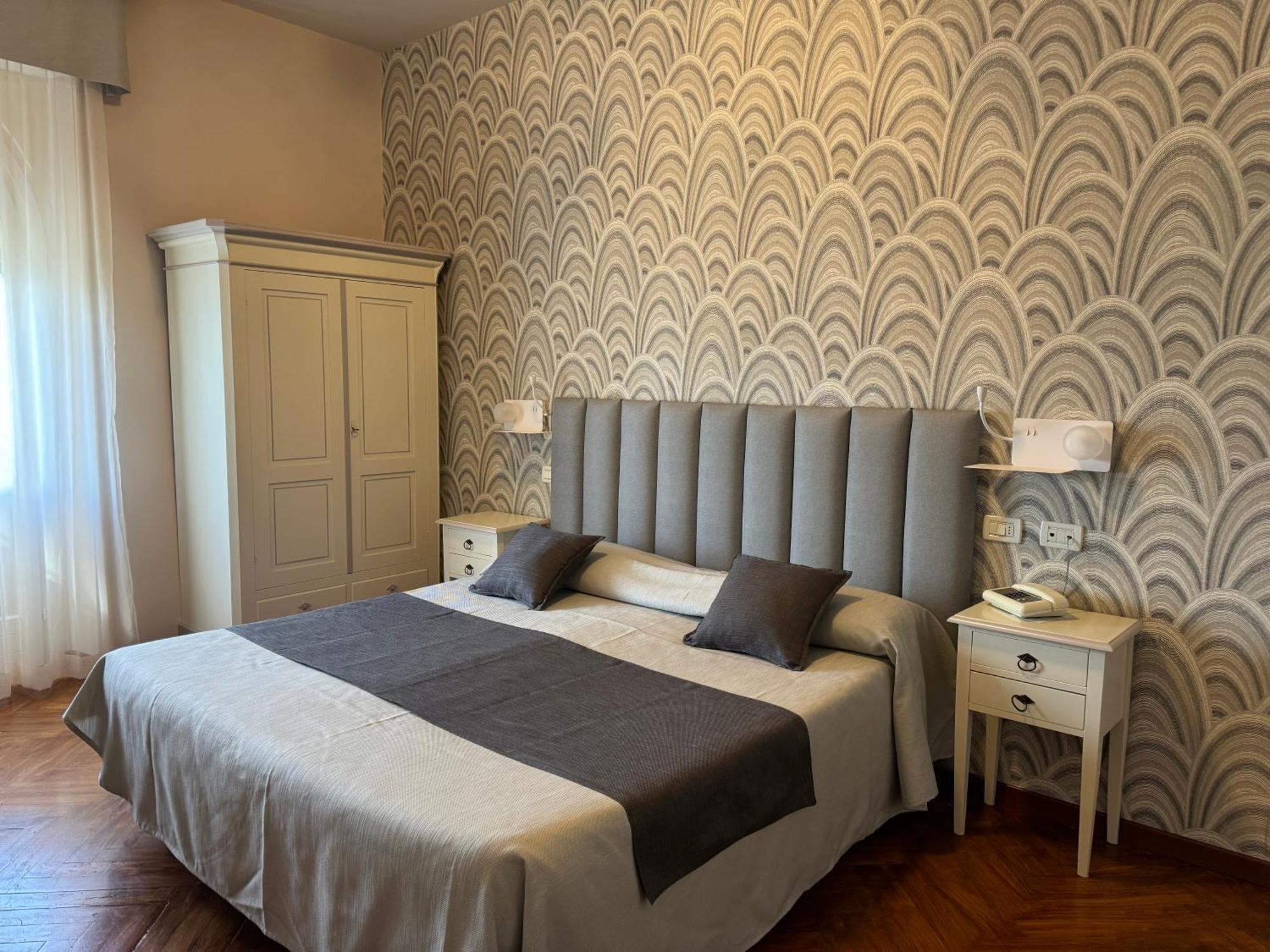 Hotel Bellevue Gardone Riviera Eksteriør billede