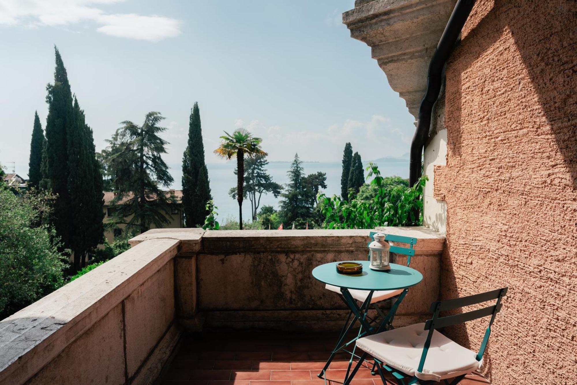 Hotel Bellevue Gardone Riviera Eksteriør billede